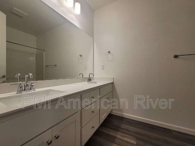 Building Photo - 4371 Garonne Walk