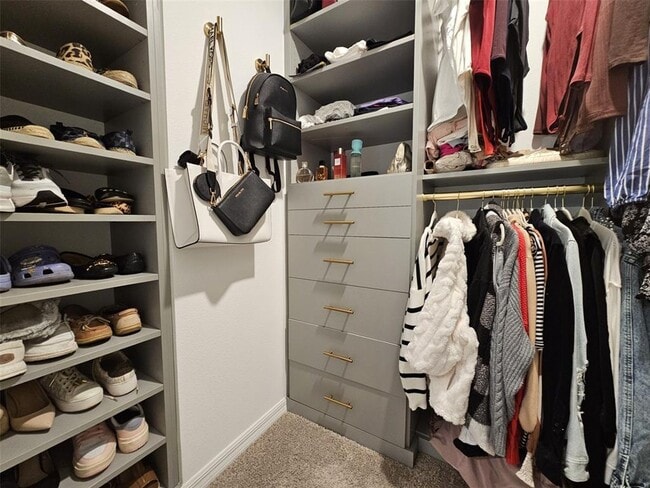 Building Photo - 4451 Arlington Ave