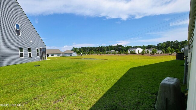Building Photo - 344 Eagle Claw Dr