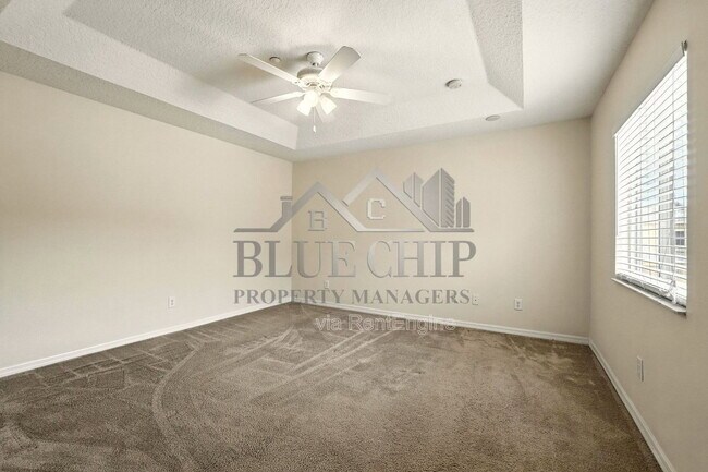 Building Photo - 13800 Golden Russet Dr
