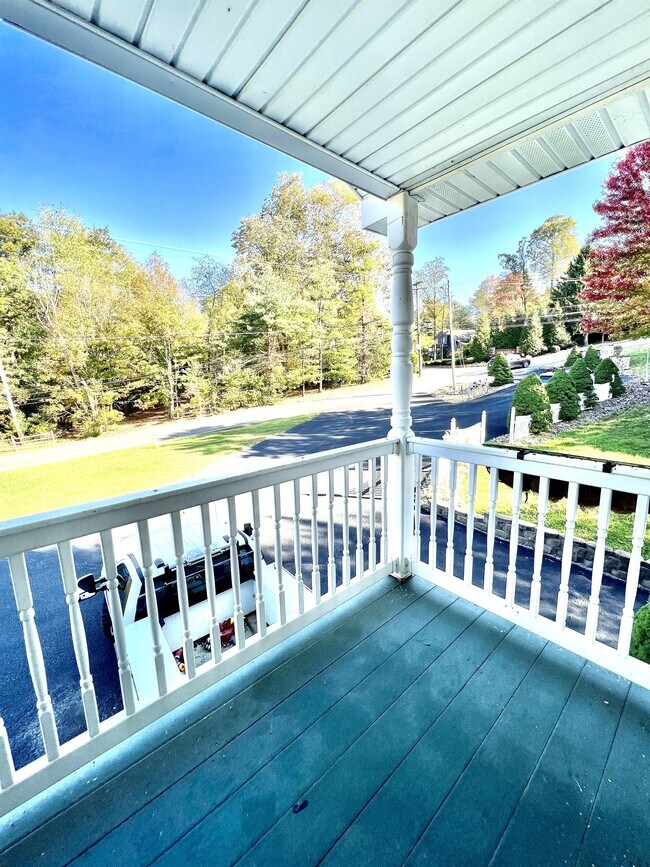 Building Photo - 3 Canyon Cove