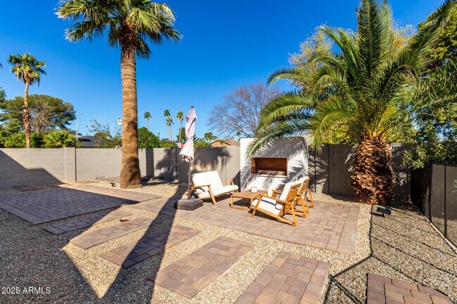 Building Photo - 6513 N 81st Pl