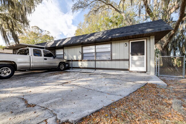 Building Photo - 449 Arapahoe Ave