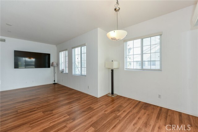 Building Photo - 8130 Garden Park St