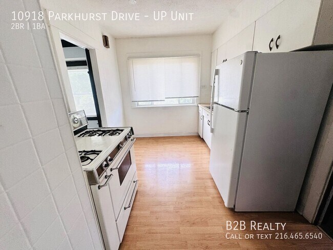 Building Photo - 10918 Parkhurst Dr
