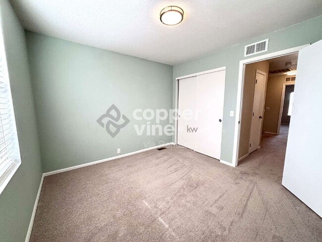 Building Photo - 3285 E 123rd Dr