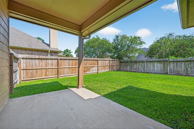 Building Photo - 510 Carson Ridge Dr