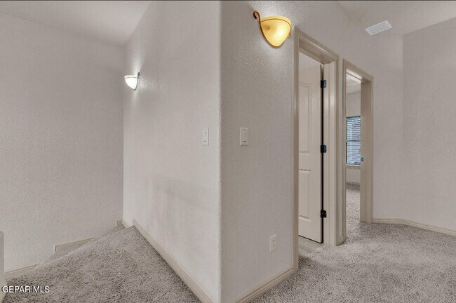 Building Photo - 11714 Dos Palmas Dr