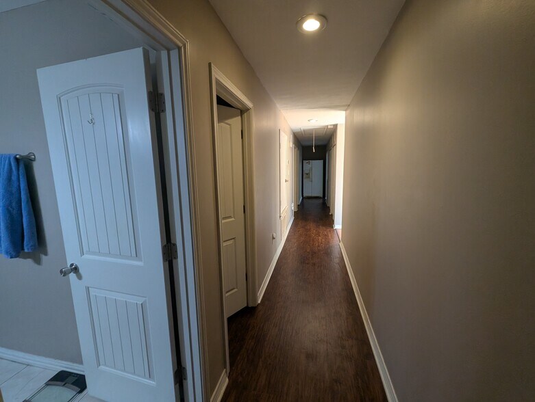 Building Photo - 2802 Pierre Pl