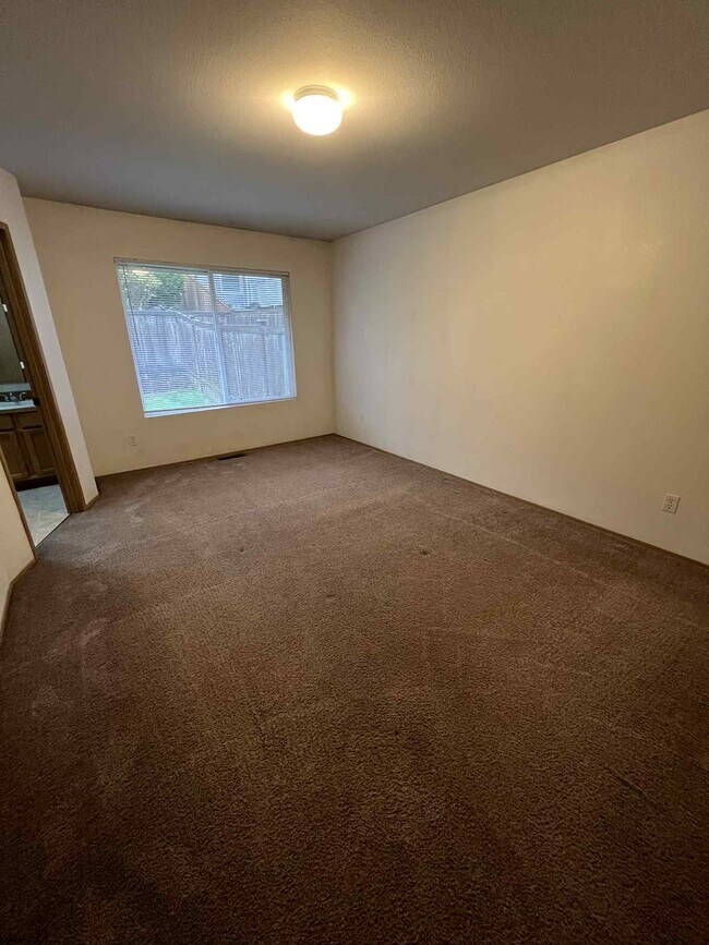 Building Photo - 2966 Sprague St