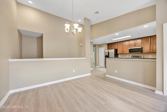 Building Photo - 4240 Migration Dr