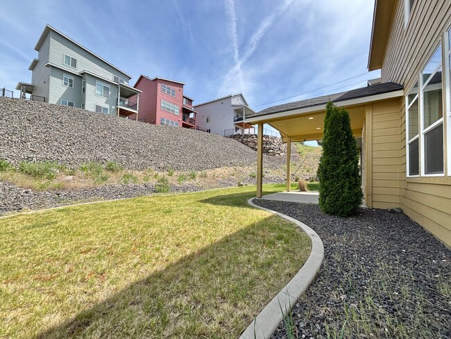 Building Photo - 8316 N James Ct