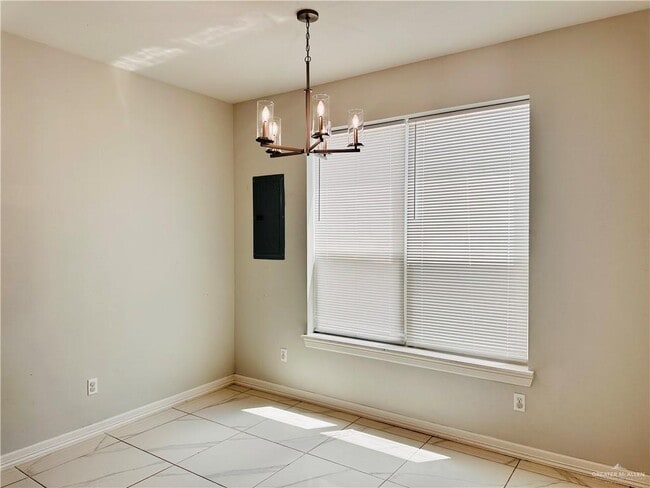 Building Photo - 20 N Crown Point