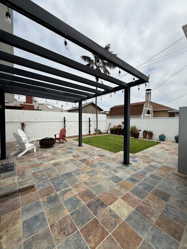 Building Photo - 15206 Chanera Ave