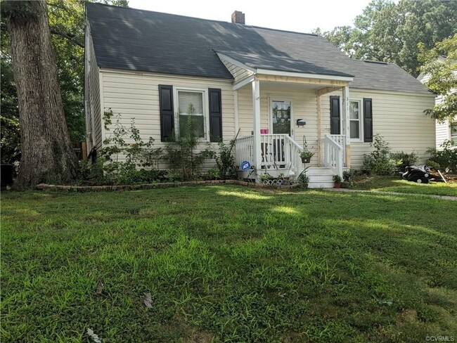 Primary Photo - ADORABLE 4 BEDROOM CAPE COD!