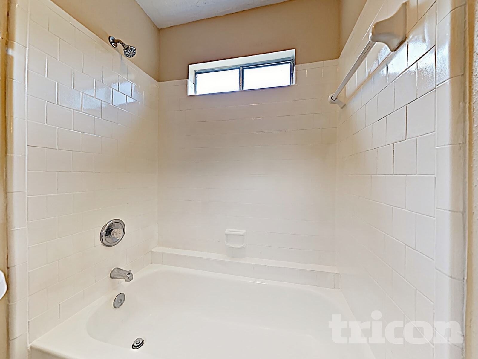 Building Photo - 6922 Clee Ln