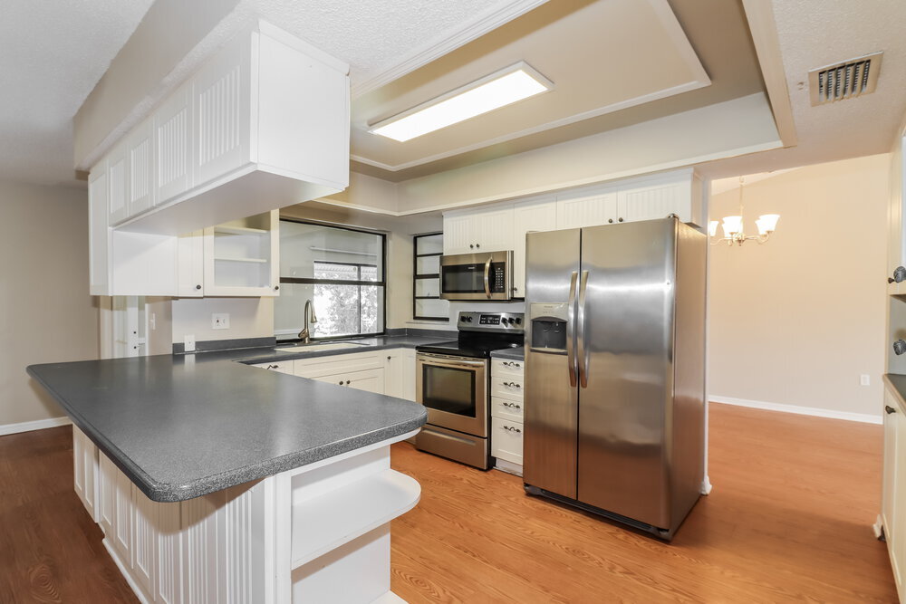 Building Photo - 8533 Gum Tree Ave