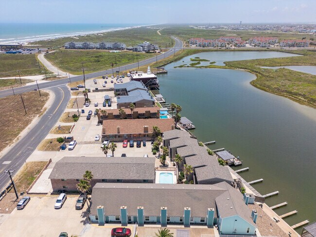 Building Photo - 15209 Leeward Dr