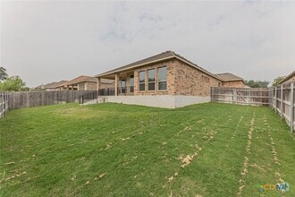 Building Photo - 3212 Trinity Dr