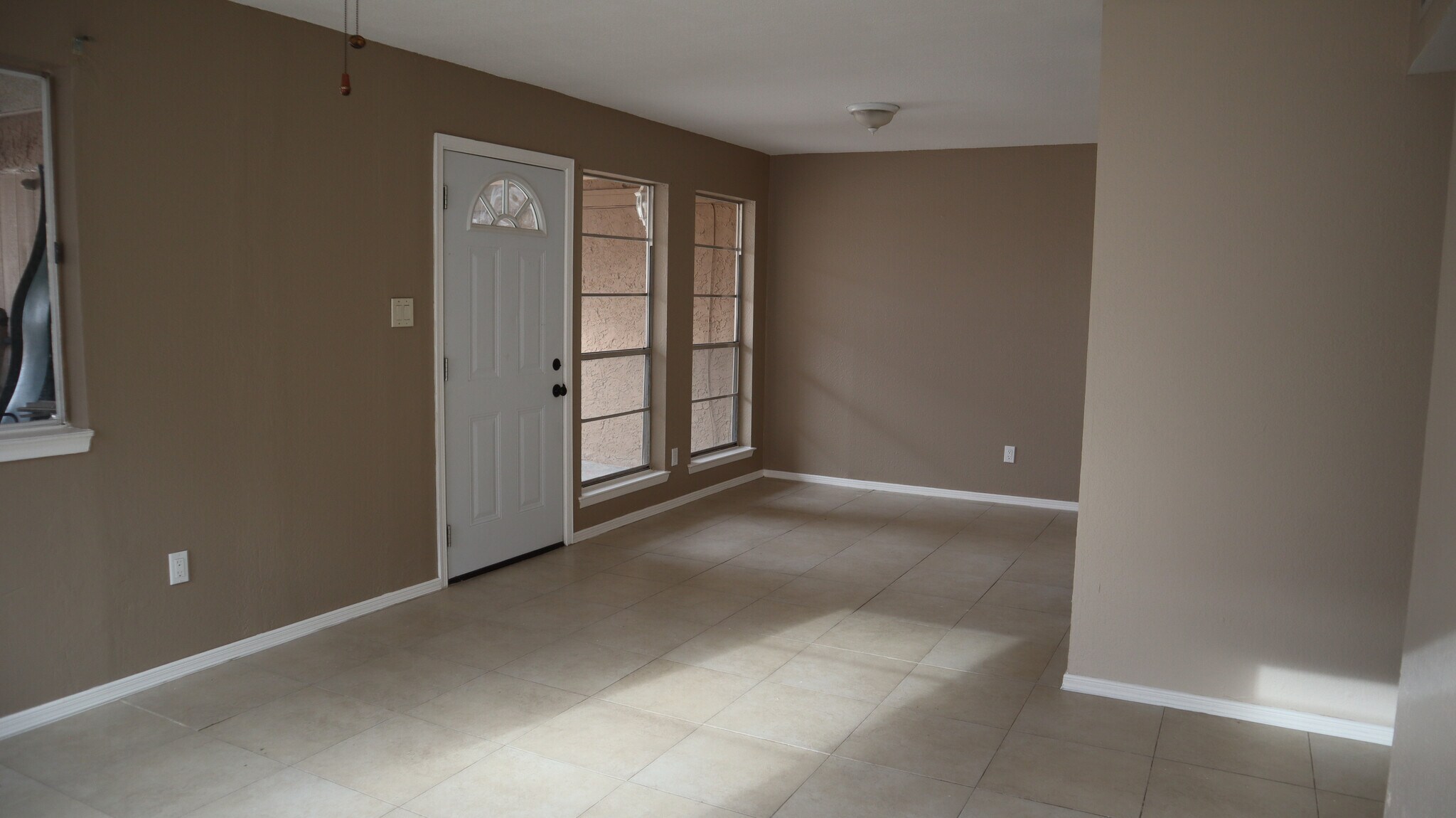 Building Photo - 11322 Lake Nemi Dr