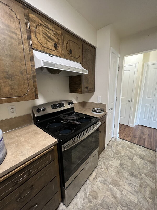 Primary Photo - 1826 N Crestmont Dr