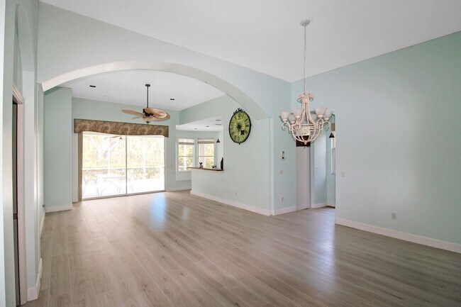 Building Photo - Osprey Home for Rent near Pineview