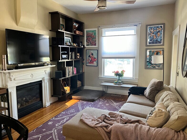 Building Photo - 3538 Alcott St
