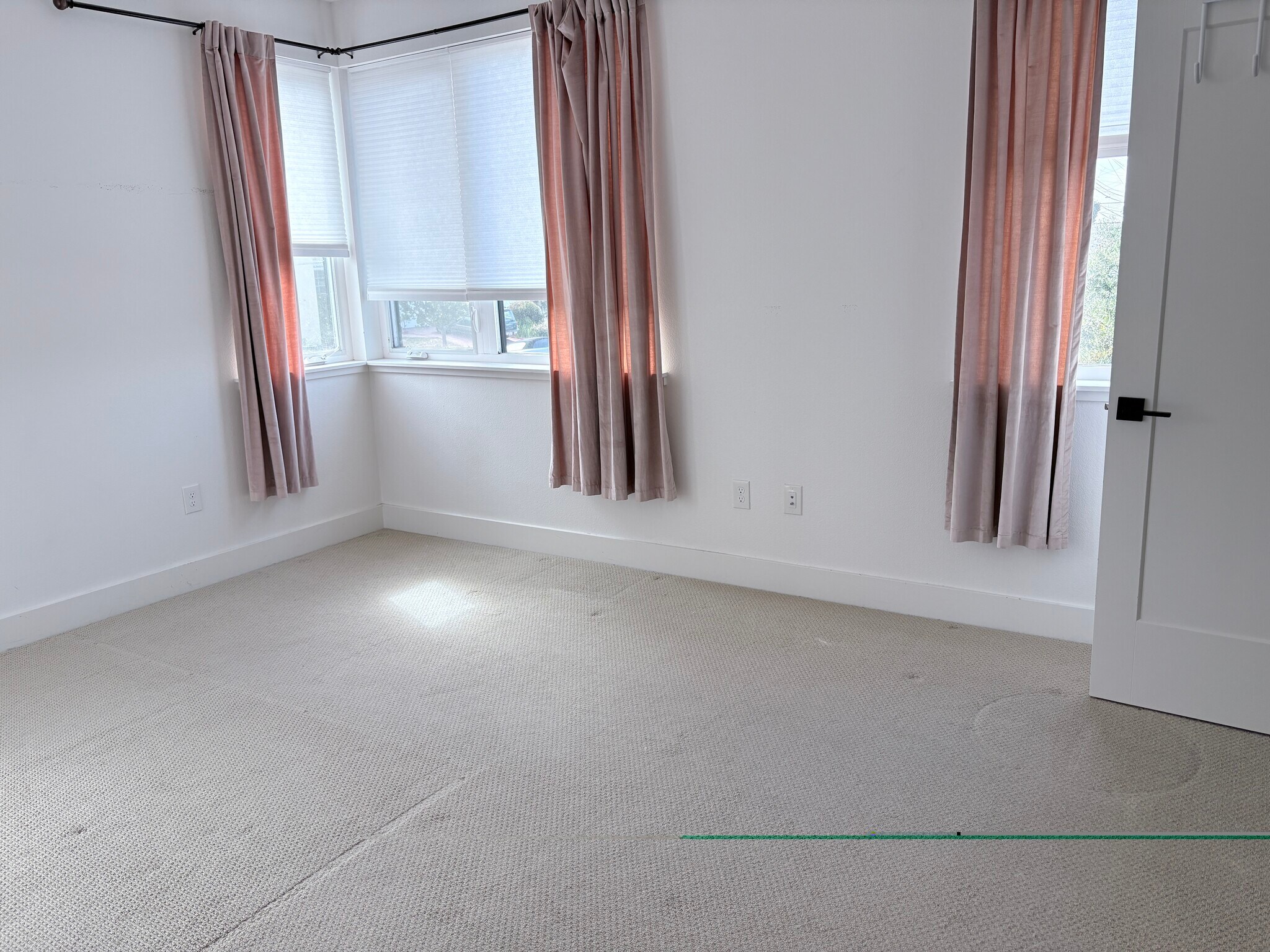 Master bedroom - 10300 San Pablo Ave