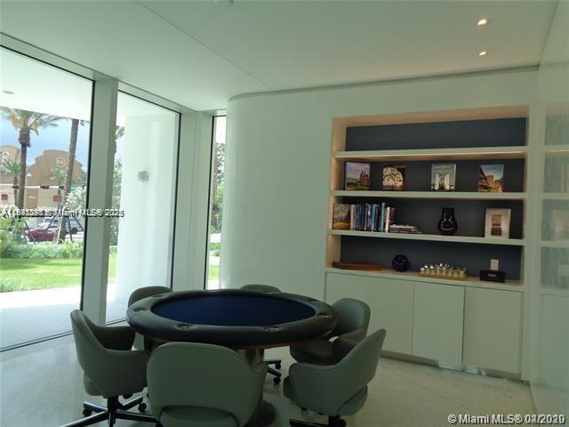 Building Photo - 16901 Collins Ave