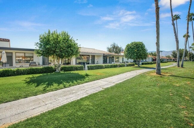Building Photo - 63 Torremolinos Dr
