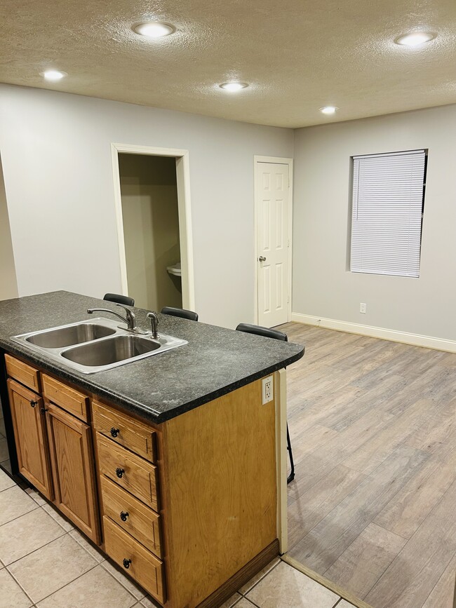 Dining Area - 1105 Chamberlain Ave