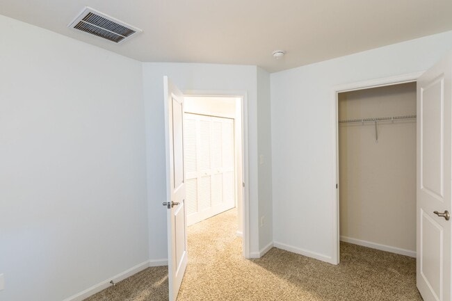 Building Photo - 2023 Verona Ct