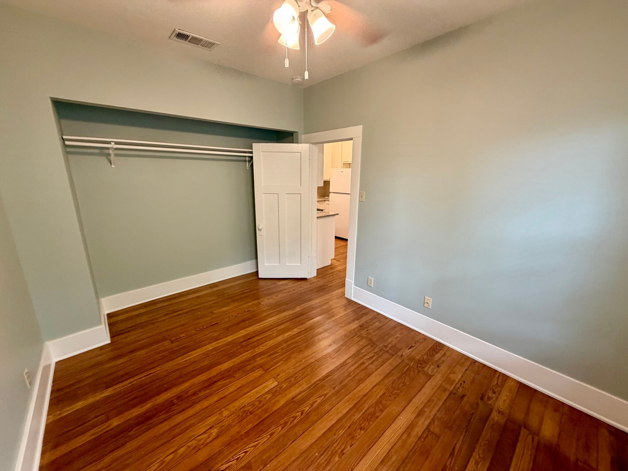 Building Photo - 301 East 38th Street