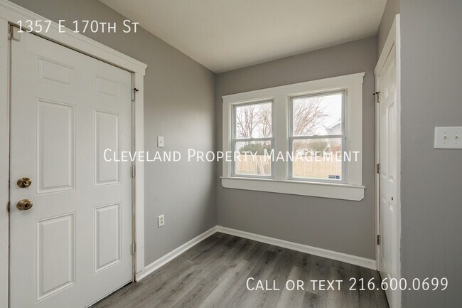 Building Photo - 1357 E 170th St
