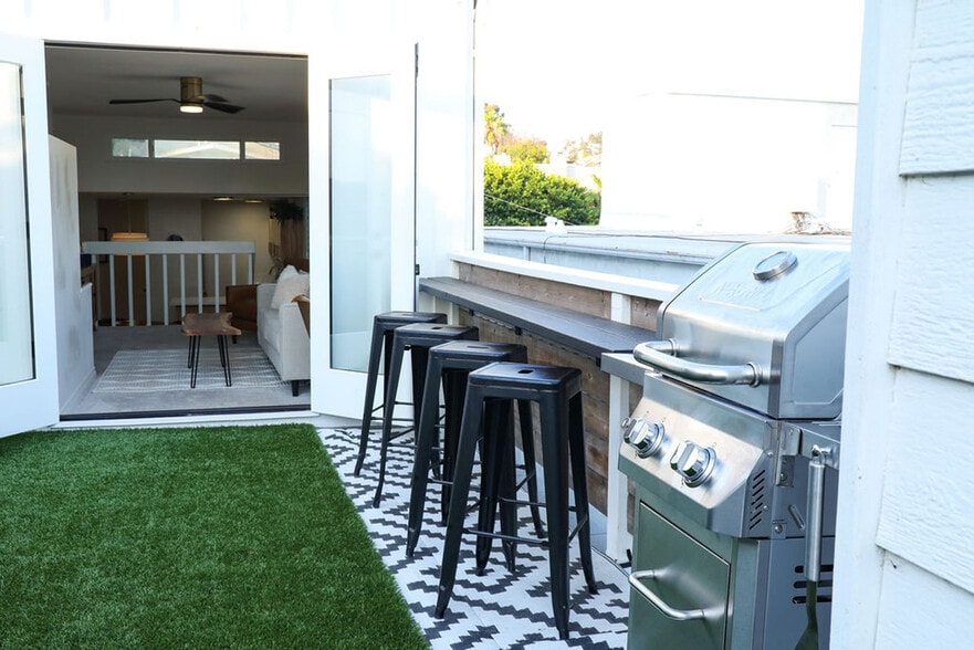 Building Photo - 1771 Torrance St