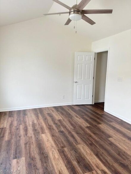 Building Photo - 302 Mourning Dove Terrace