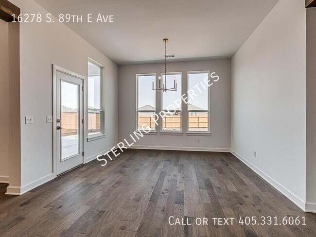 Building Photo - 16278 S 89th E Ave