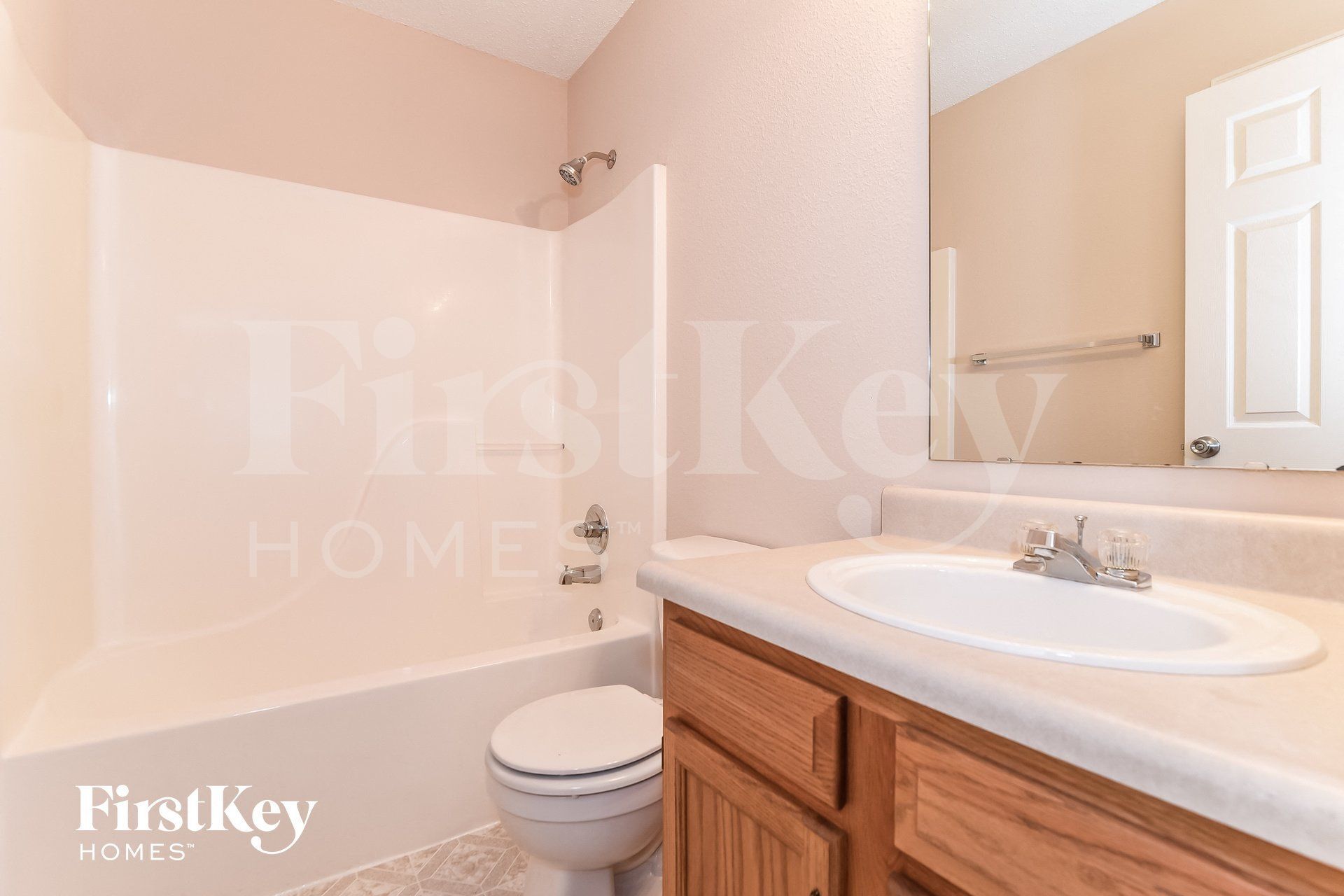 Building Photo - 5822 Rolling Bluff Ln