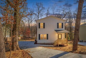 Building Photo - Fall in Love with where you live!