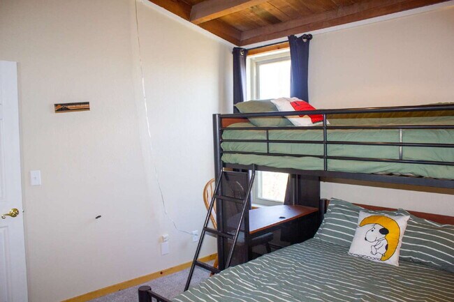 Building Photo - Charming 2-Bed, 2-Bath Plus LOFT Condo in Silverthorne!