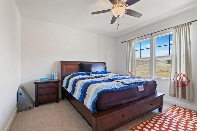Building Photo - 3655 Branding Iron Pl