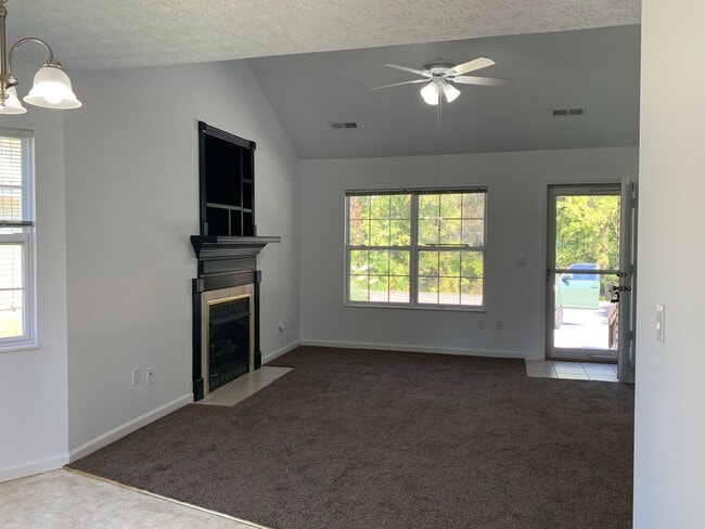 Building Photo - 1731 Snapp Rd