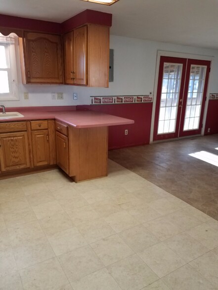 Building Photo - 7519 Harshmanville Rd