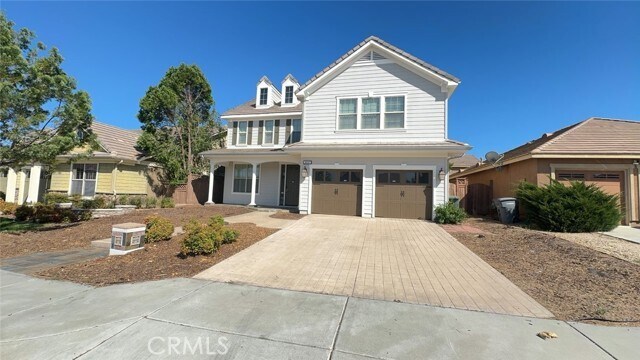 Building Photo - 3057 Hawthorne Rd