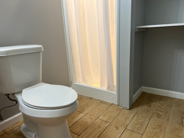 Pvt shower and bathroom storage shelve - 13500 Walkers Creek Dr