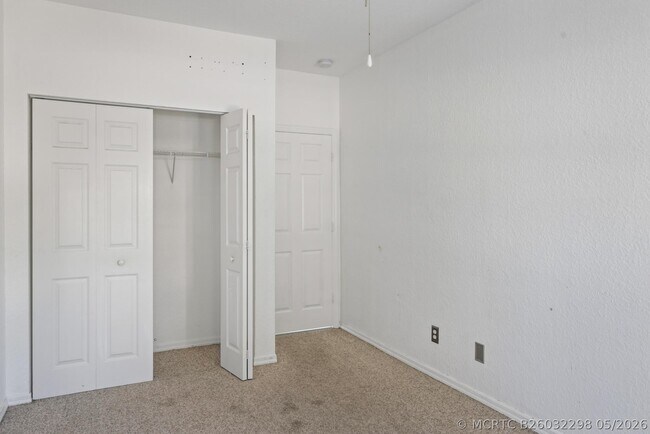Building Photo - 3471 NW 112th Ave