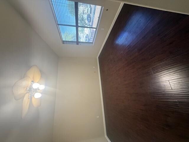 Building Photo - 1137 S Larkspur St