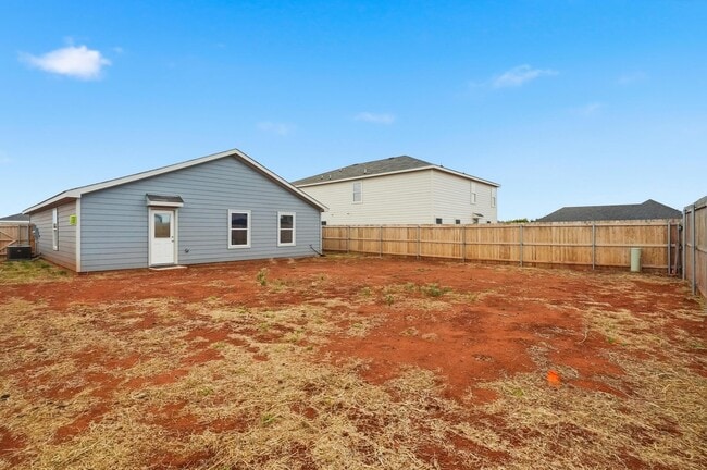 Building Photo - 226 Sage Brush Dr