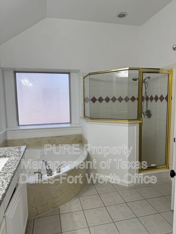 Building Photo - 3507 Blue Forest Dr