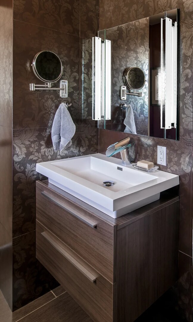 Building Photo - Elegant 6BR/3BA Home in Cupertino Monta Vista School District